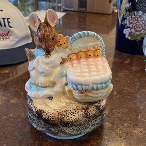 Beatrix Potter Hunca Munca Schmid Music Box—Get it for Easter if you buy today!